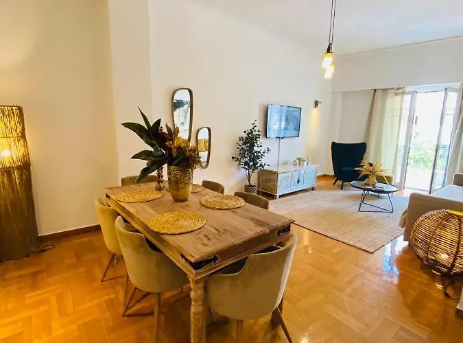 2 Bd Apt In Koukaki 8\' Away From Acropolis