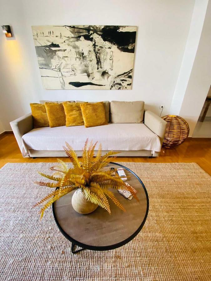 2 Bd In Koukaki 8' Away From Acropolis Athens